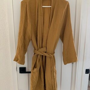 Parachute textured mustard Robe